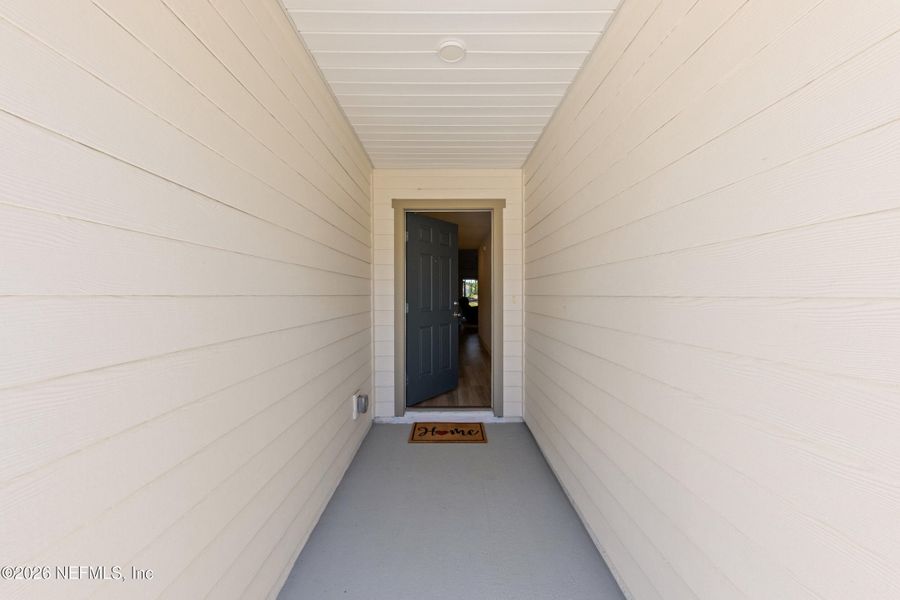Exterior details and patio area of a home in Copper Ridge, Jacksonville (Image 3).
