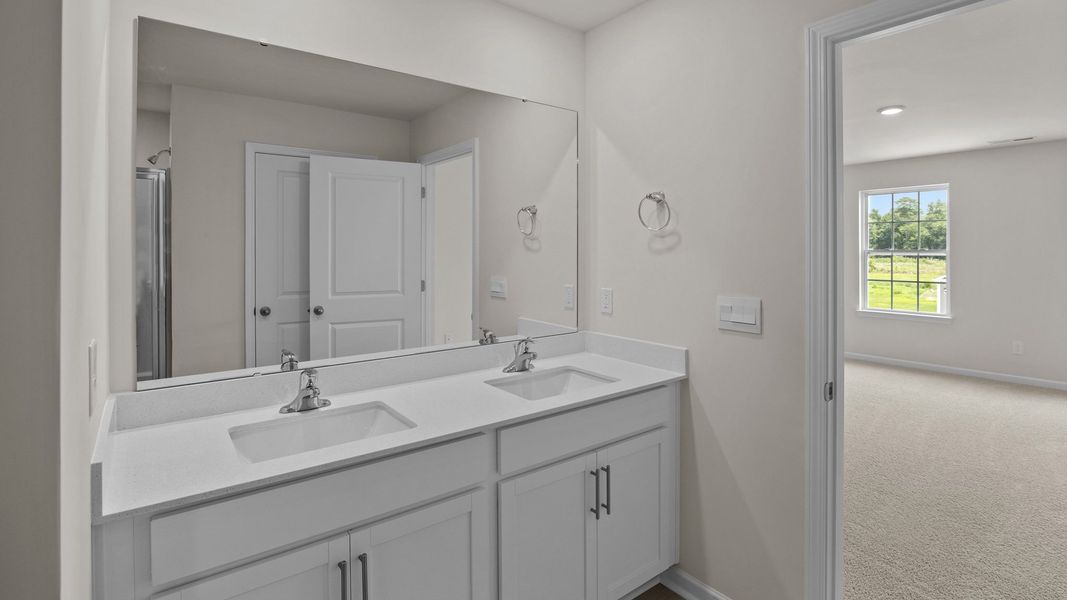 Furnished interior view inside a new home in Tyler - Home on the Lake, New Bern (Image 10).