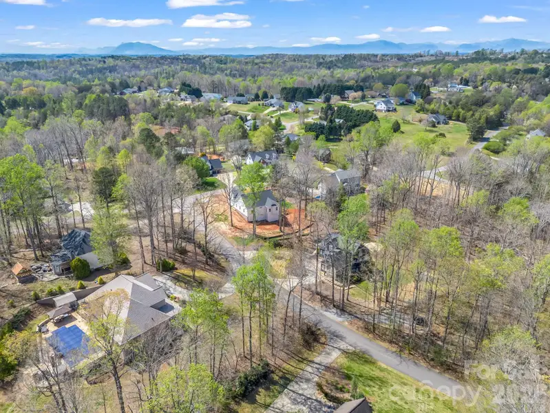 Image 36 of a home in .