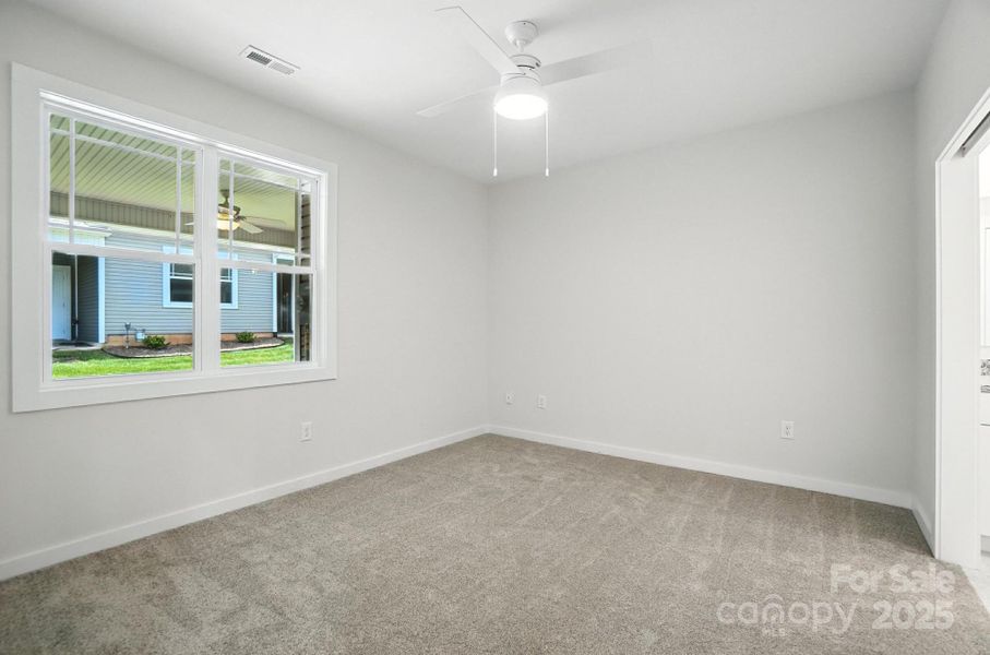 Spacious, unfurnished interior of a new home in , Hickory (Image 19).