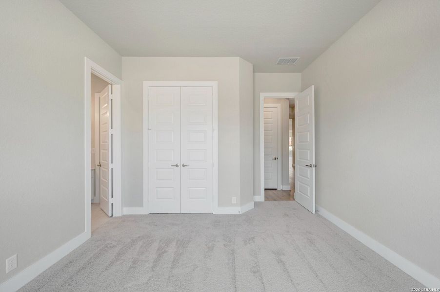 Spacious, unfurnished interior of a new home in Windsong - Legacy Series, Boerne (Image 22). Spacious, unfurnished interior of a new home in Windsong - Legacy Series, Boerne (Image 22).