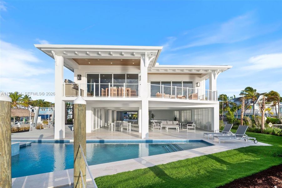 Exterior details and patio area of a home in , Key Largo (Image 30).