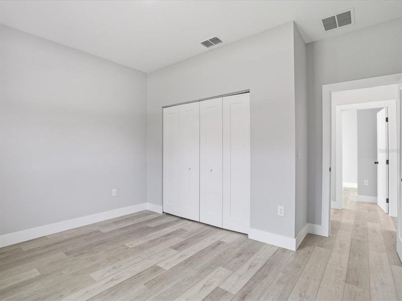 Spacious, unfurnished interior of a new home in , Punta Gorda (Image 25). Spacious, unfurnished interior of a new home in , Punta Gorda (Image 25).
