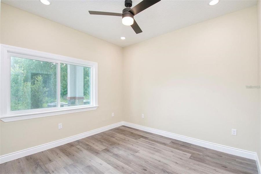 Spacious, unfurnished interior of a new home in , Davenport (Image 24).