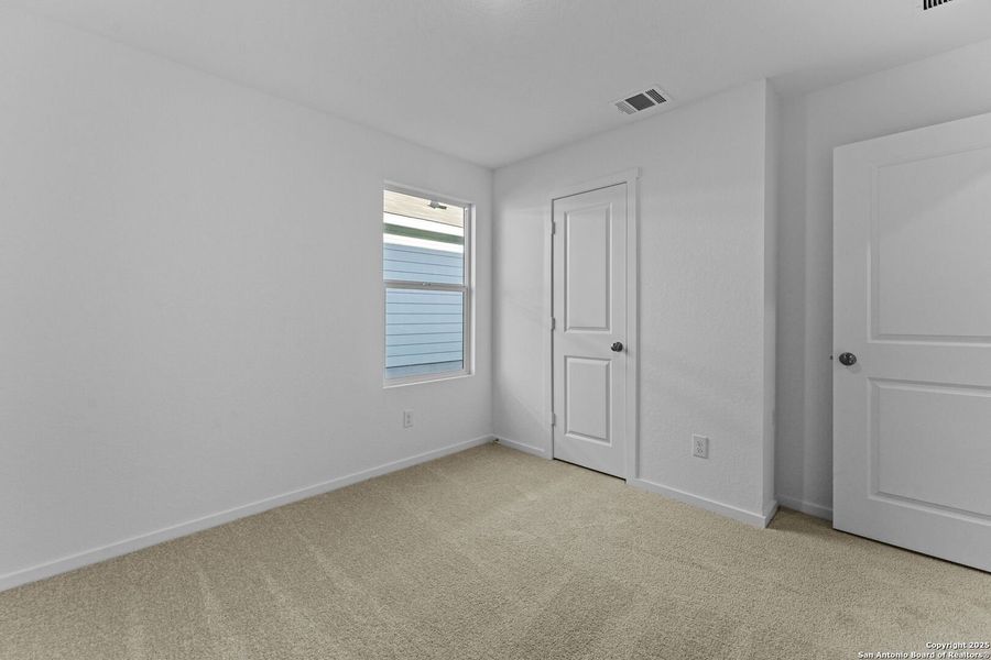 Spacious, unfurnished interior of a new home in , New Braunfels (Image 14).