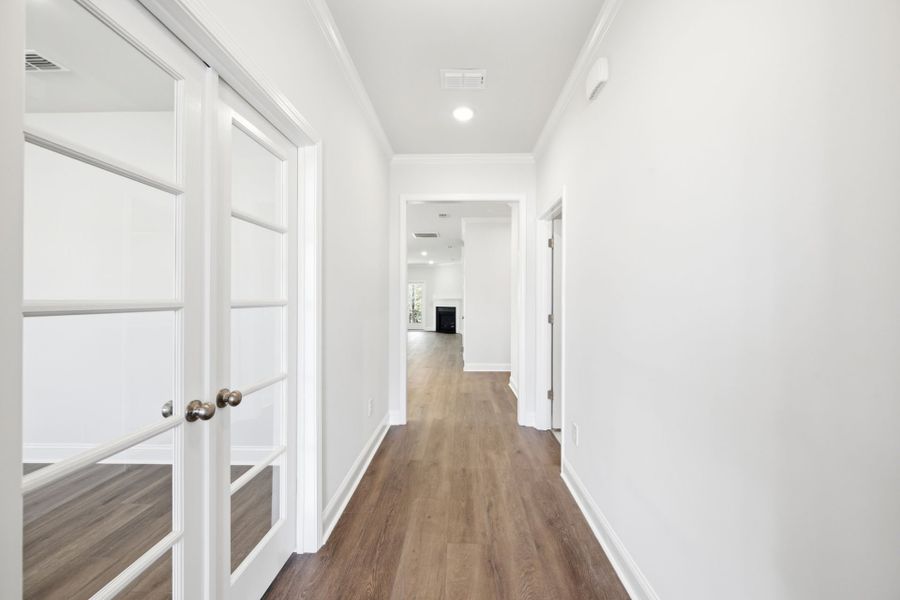 Spacious, unfurnished interior of a new home in Carriage Estates, Lexington (Image 24).