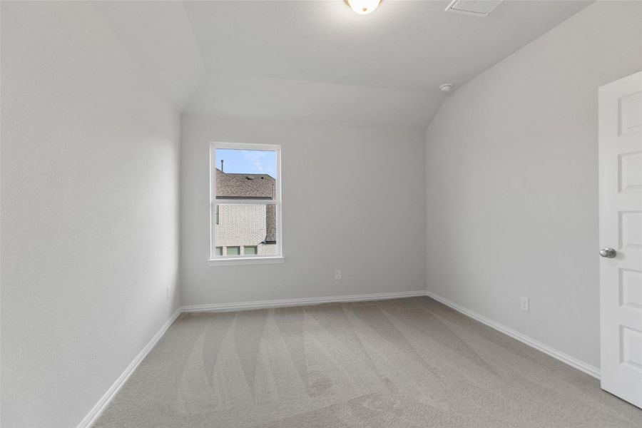 Spacious, unfurnished interior of a new home in Park at Eldridge, Sugar Land (Image 21). Spacious, unfurnished interior of a new home in Park at Eldridge, Sugar Land (Image 21).
