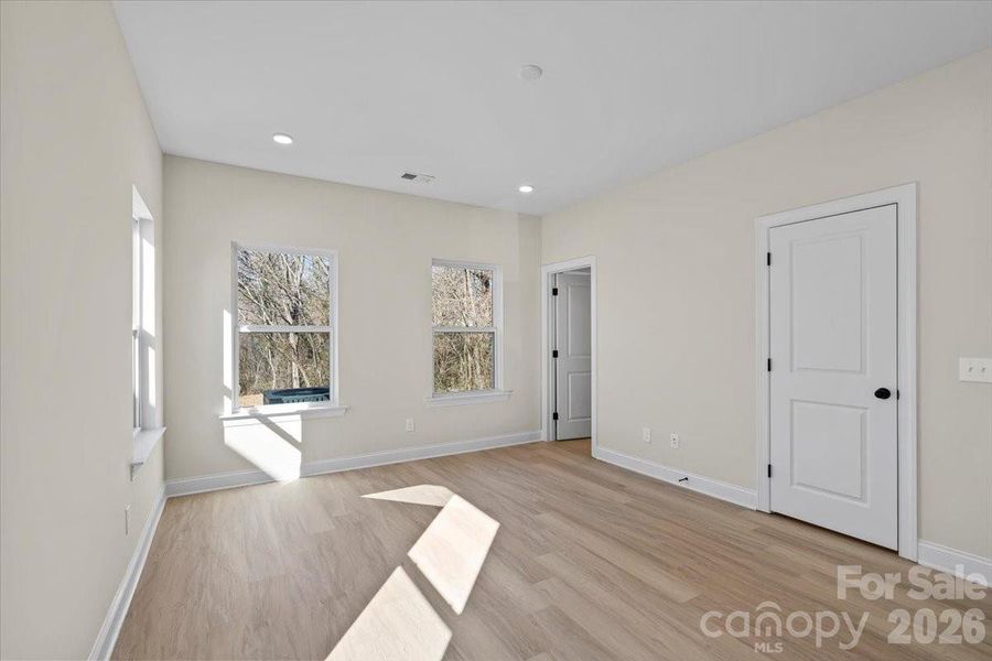 Spacious, unfurnished interior of a new home in , Hickory (Image 19).