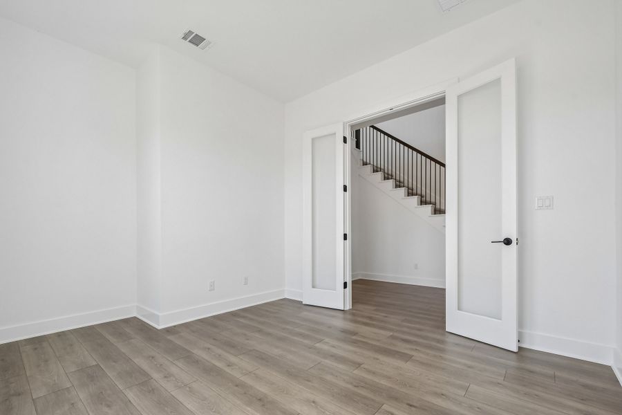Spacious, unfurnished interior of a new home in Santa Rita Ranch, Liberty Hill (Image 29). Spacious, unfurnished interior of a new home in Santa Rita Ranch, Liberty Hill (Image 29).