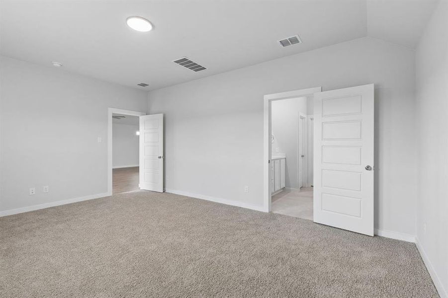 Spacious, unfurnished interior of a new home in Trails of Lavon, Lavon (Image 25). Spacious, unfurnished interior of a new home in Trails of Lavon, Lavon (Image 25).