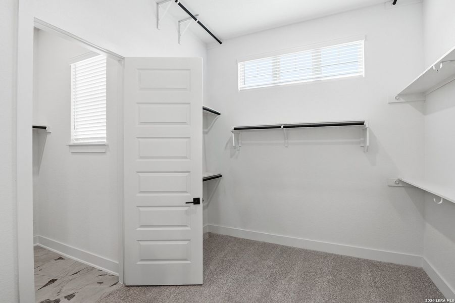 Spacious, unfurnished interior of a new home in Prominence Urban, San Antonio (Image 43).