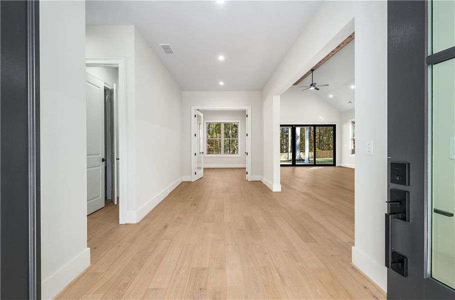 Spacious, unfurnished interior of a new home in , Tucker (Image 37).
