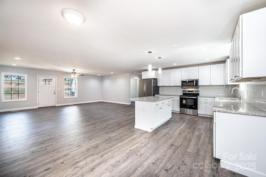 Image 34 of a home in .