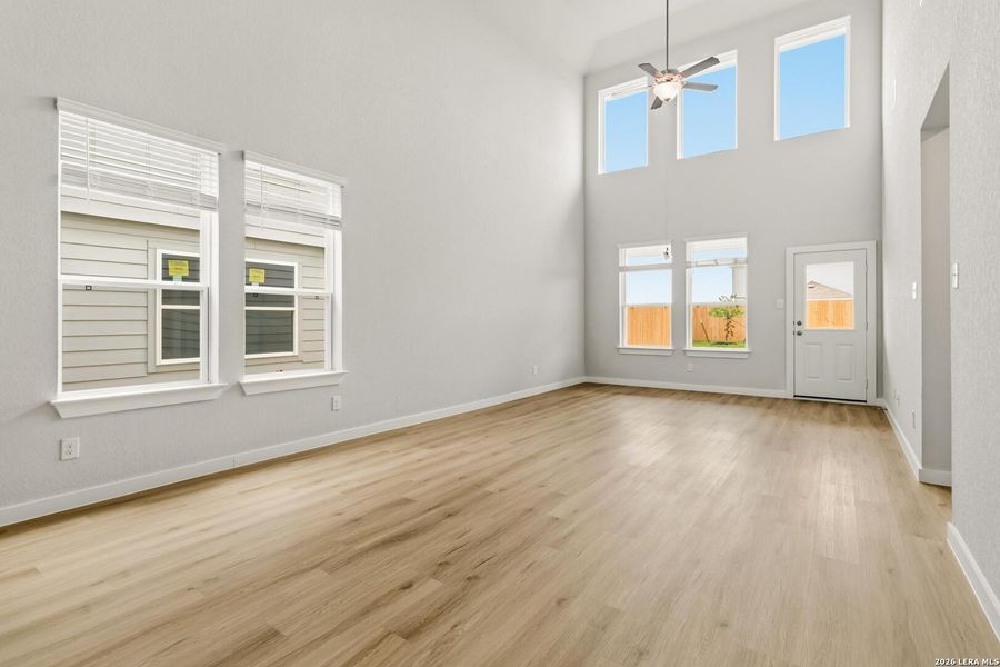 Spacious, unfurnished interior of a new home in Red Hawk Landing, San Antonio (Image 23). Spacious, unfurnished interior of a new home in Red Hawk Landing, San Antonio (Image 23).