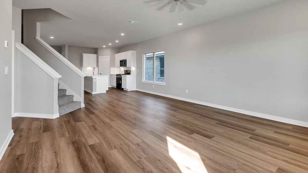 Spacious, unfurnished interior of a new home in Overlook West, Wolfforth (Image 17).