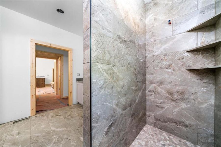 Image 38 of a home in .