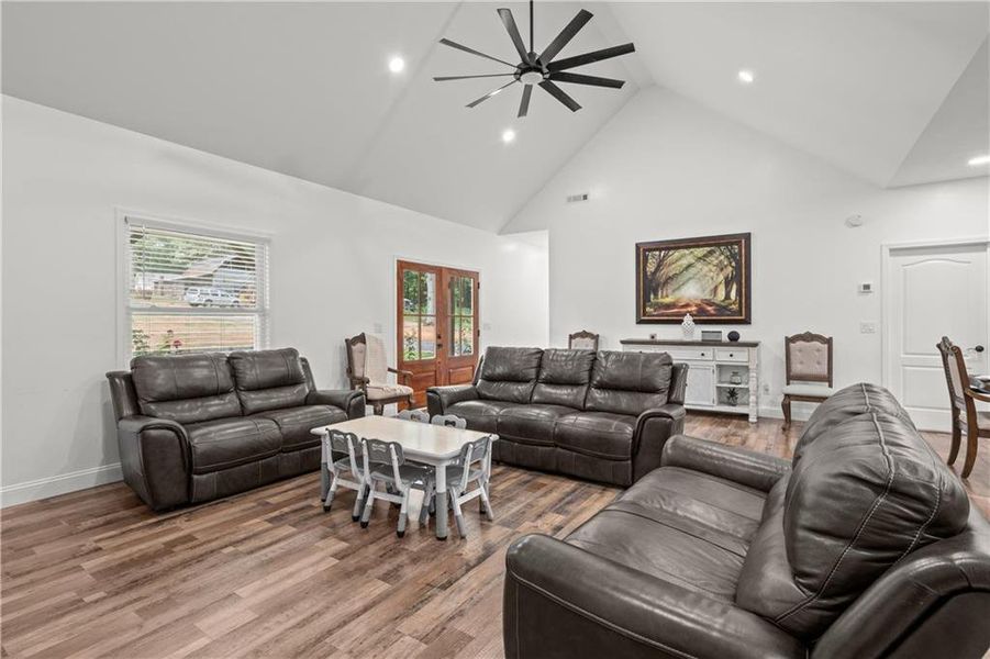 Furnished interior view inside a new home in , Carrollton (Image 15).