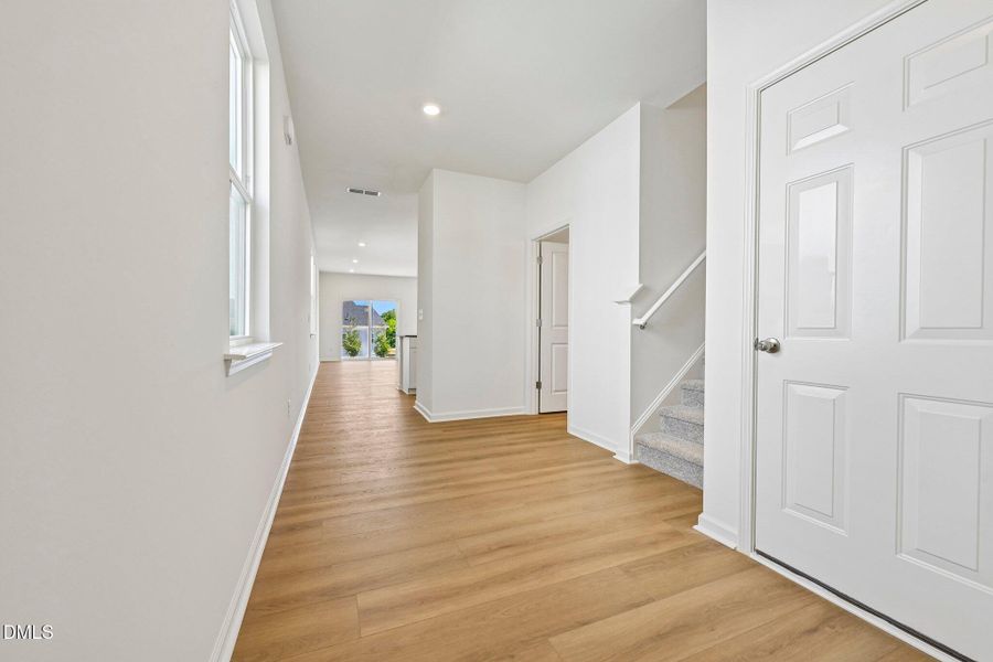 6-web-or-mls-Oakdale Dr-S2204-006 6-web-or-mls-Oakdale Dr-S2204-006