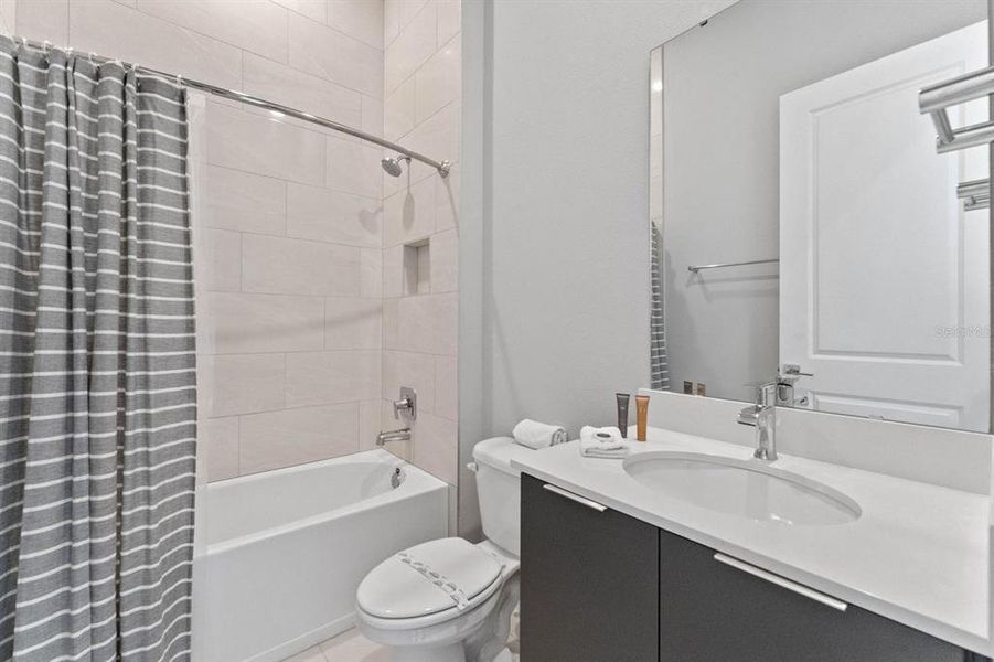 Furnished interior view inside a new home in , Kissimmee (Image 2).