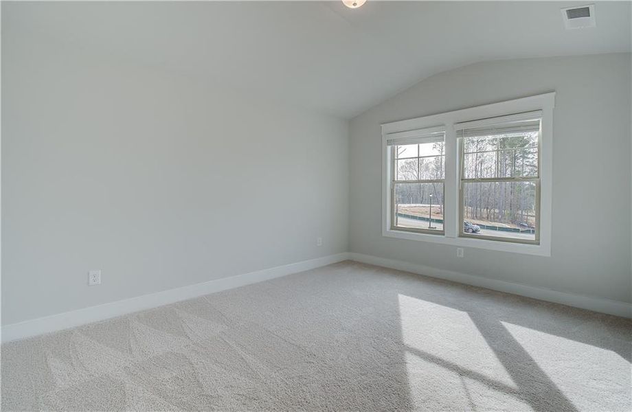 Spacious, unfurnished interior of a new home in Saddleridge, Senoia (Image 27).