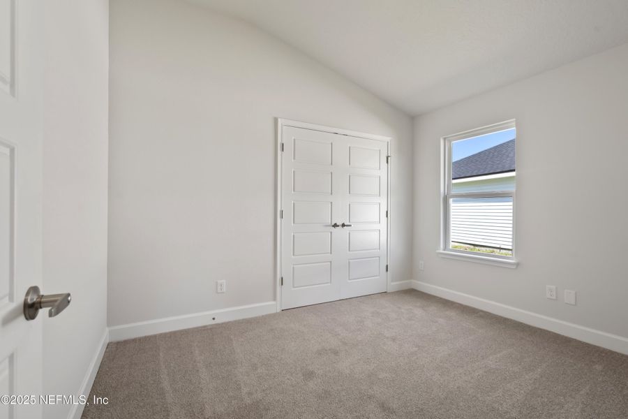 Spacious, unfurnished interior of a new home in Summerglen, Jacksonville (Image 48).