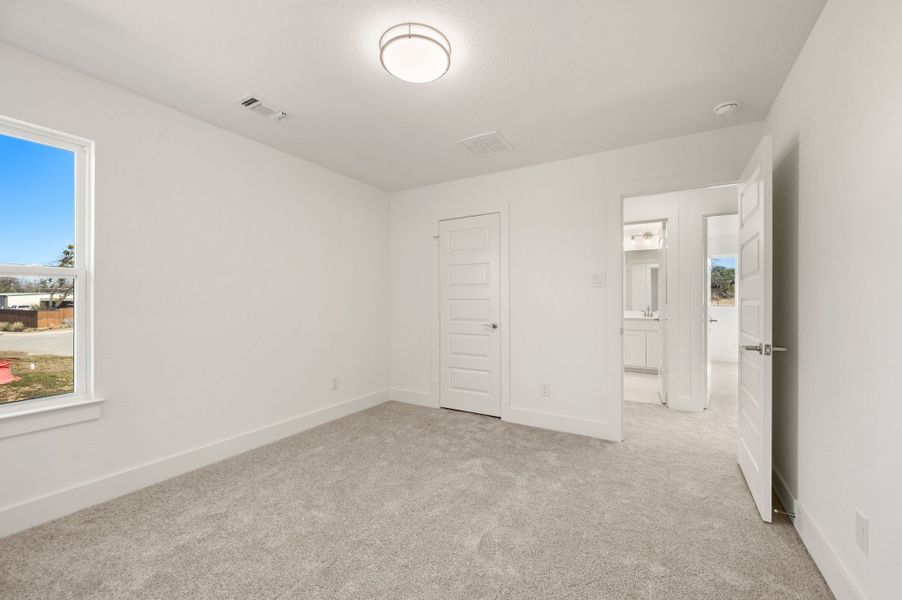 Spacious, unfurnished interior of a new home in The Resort on Eagle Mt. Lake, Fort Worth (Image 40). Spacious, unfurnished interior of a new home in The Resort on Eagle Mt. Lake, Fort Worth (Image 40).