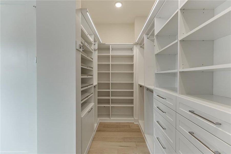 Image 54 of a home in The Retreat at Sterling on the Lake 48'.