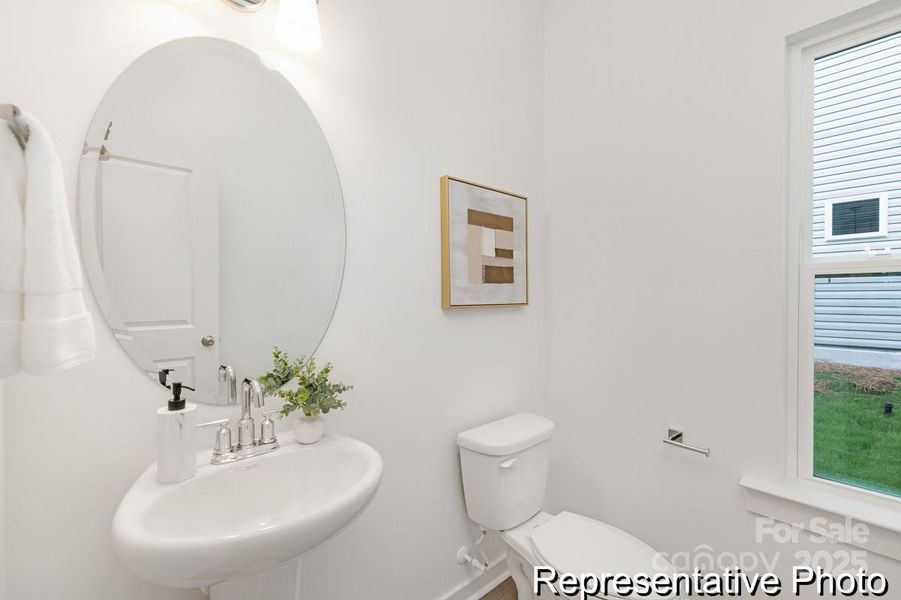 Furnished interior view inside a new home in Beaver Creek, Statesville (Image 15).