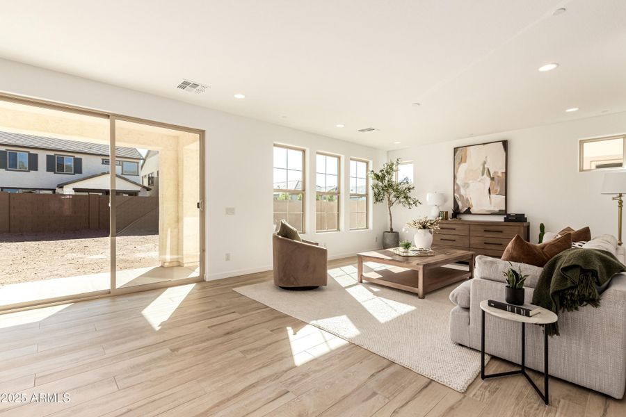 690dfc_05-Rochelle - Copy - Copy