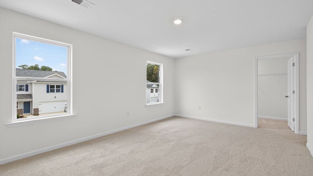 Spacious, unfurnished interior of a new home in Laurel Oaks, Sanford (Image 22). Spacious, unfurnished interior of a new home in Laurel Oaks, Sanford (Image 22).