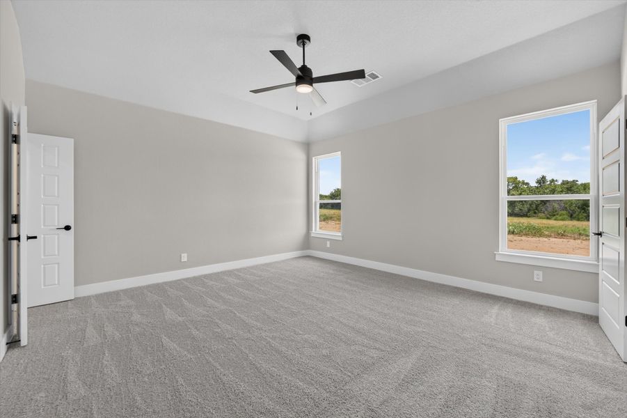 Spacious, unfurnished interior of a new home in Taylor Ranch, Springtown (Image 43).