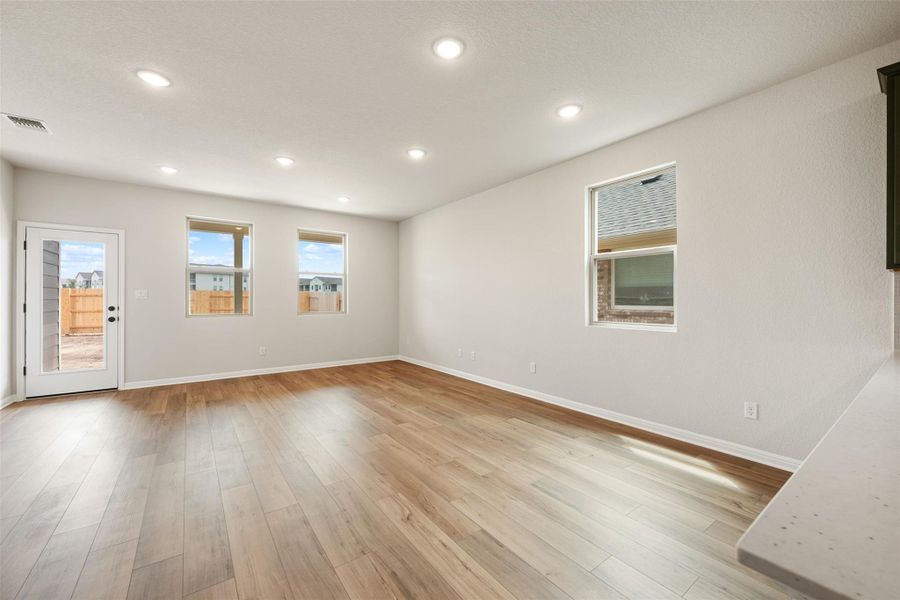 Representative images and renderings are for illustrative purposes. Actual structural options and design finishes of home may vary. Representative images and renderings are for illustrative purposes. Actual structural options and design finishes of home may vary.