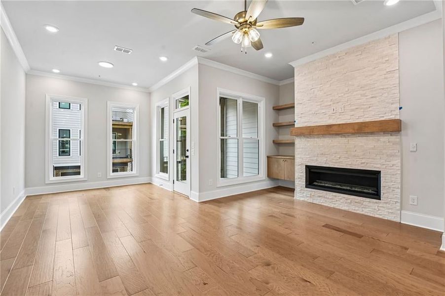 Spacious, unfurnished interior of a new home in Byers Park, Alpharetta (Image 17).