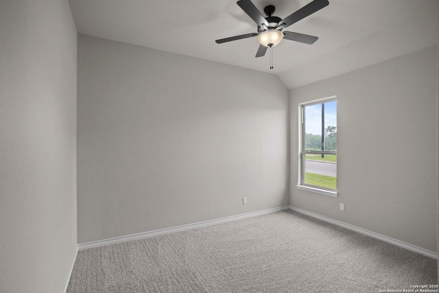 Spacious, unfurnished interior of a new home in Potranco Oaks, Castroville (Image 49).