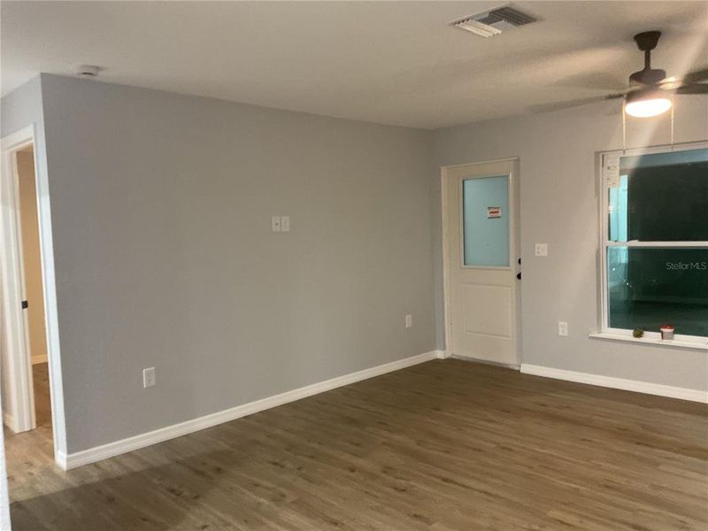 Spacious, unfurnished interior of a new home in , Okeechobee (Image 22).