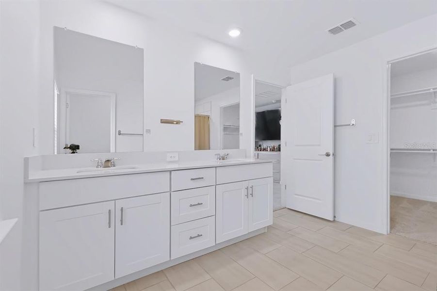 Furnished interior view inside a new home in , Wimauma (Image 45).