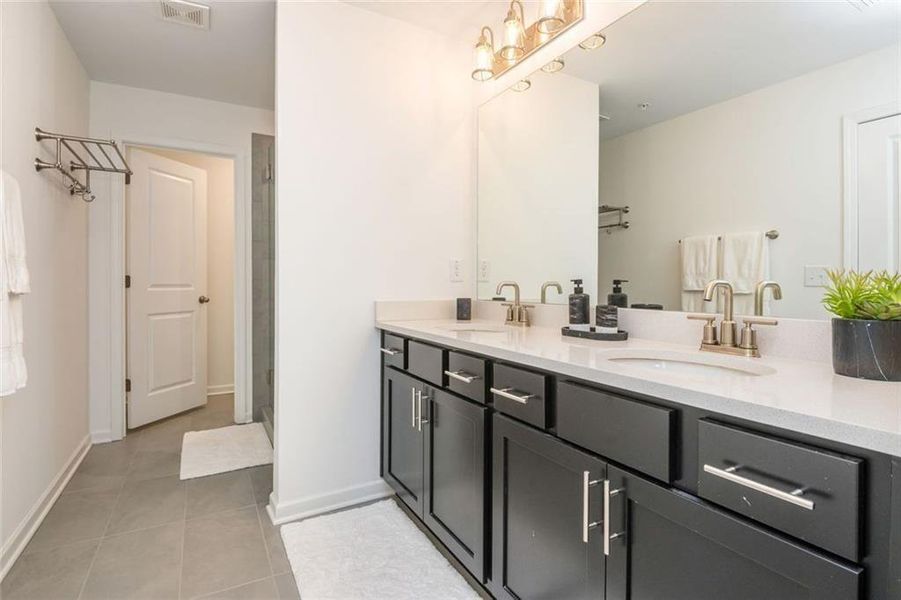 Furnished interior view inside a new home in Avignon - Townhomes, Cumming (Image 8). Furnished interior view inside a new home in Avignon - Townhomes, Cumming (Image 8).