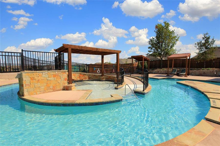 Community amenities in Monterra, Fate (Image 17).