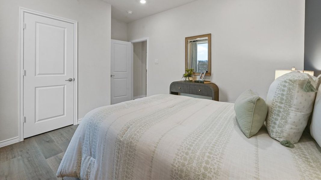 Representative furnished interior of a home built from the Vail by D.R. Horton in Madera, Royse City (Image 50). Representative furnished interior of a home built from the Vail by D.R. Horton in Madera, Royse City (Image 50).