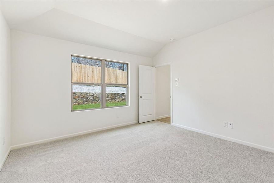 Spacious, unfurnished interior of a new home in River Ridge, Crandall (Image 31).