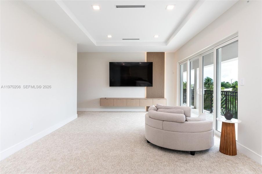 Image 48 of a home in .