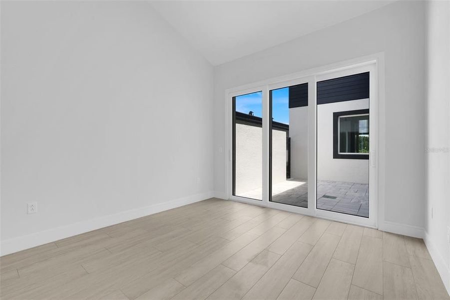 Spacious, unfurnished interior of a new home in Hampton Green at Providence, Davenport (Image 19).