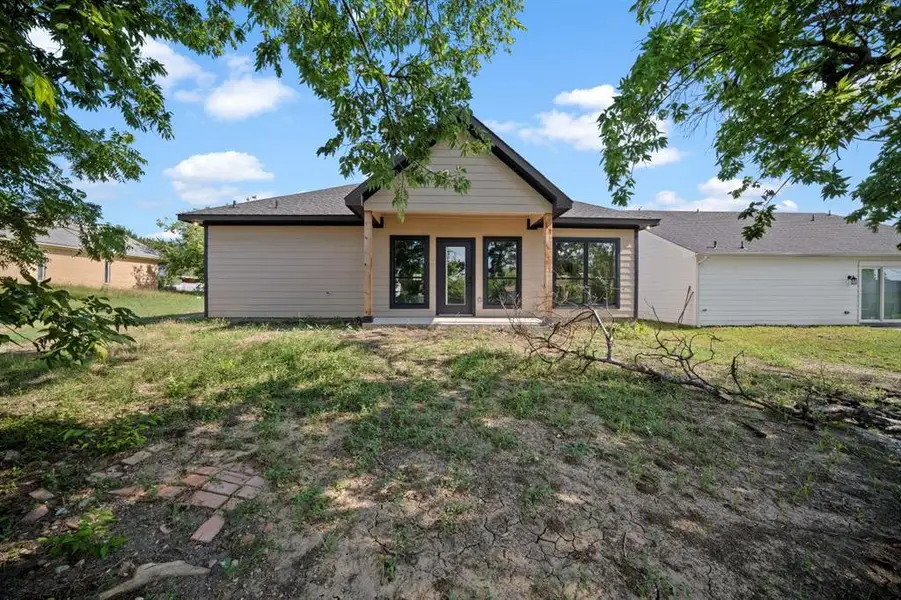 Exterior details and patio area of a home in , Ferris (Image 4).