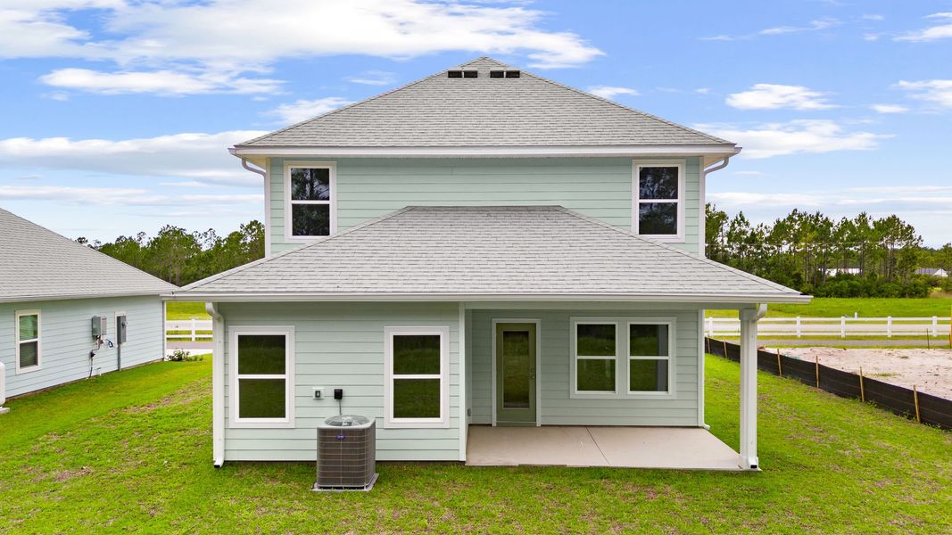 Exterior details and patio area of a home in Buffer Farms, Port Saint Joe (Image 22).