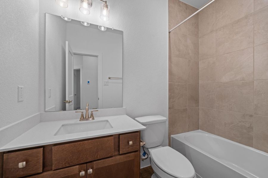 Image 28 of a home in Meridiana.