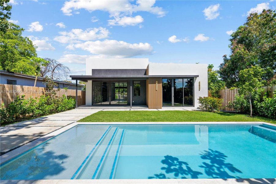 Image 46 of a home in .