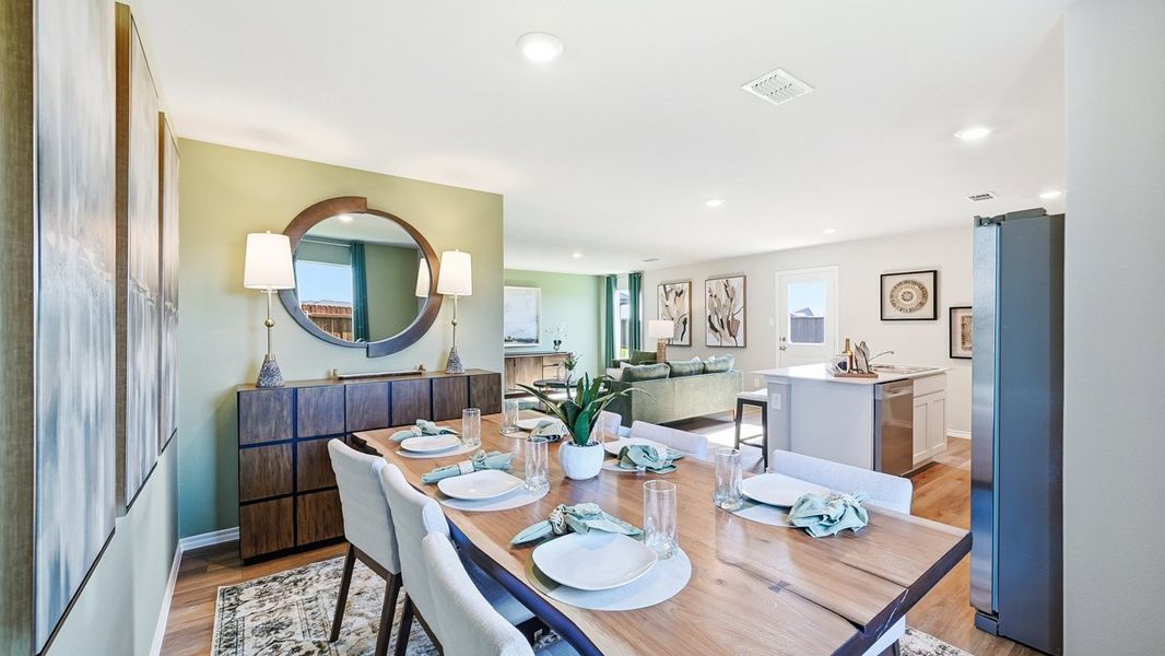 Furnished interior view inside a new home in Sunnycreek, Crowley (Image 12).