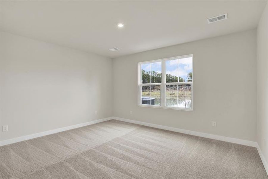 Spacious, unfurnished interior of a new home in Cobblestone at East Argent, Hardeeville (Image 17).