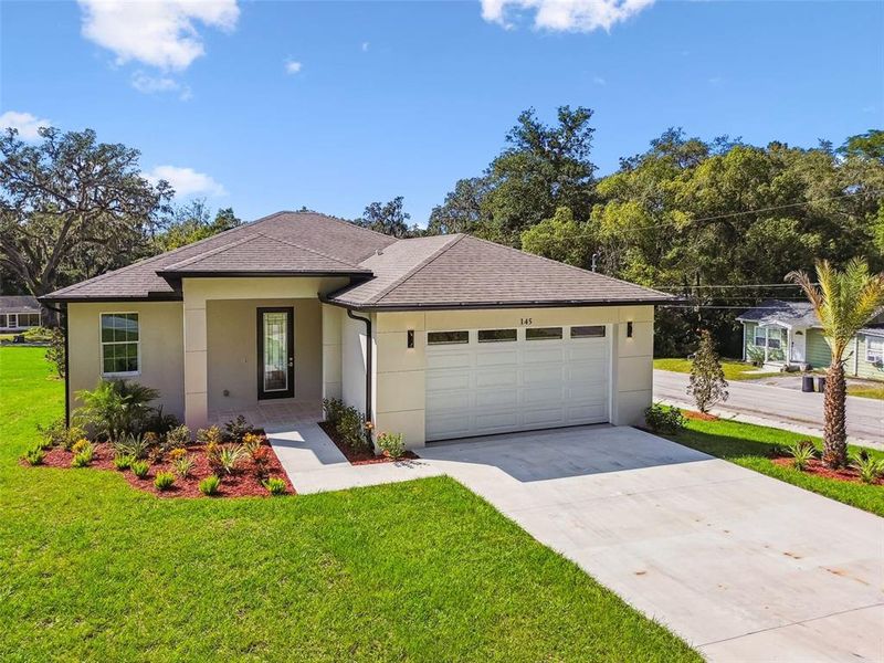 Exterior details and patio area of a home in , Brooksville (Image 38). Exterior details and patio area of a home in , Brooksville (Image 38).