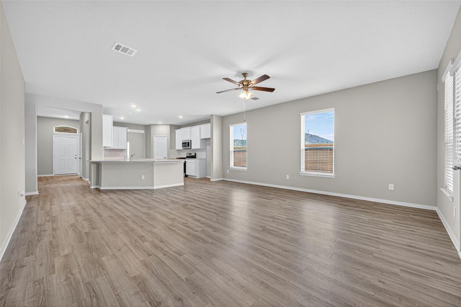 Spacious, unfurnished interior of a new home in Cypress Green, Hockley (Image 23).